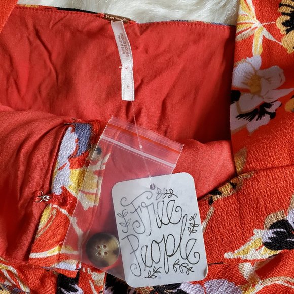 Free People Red Floral Button Front Dress Size 6 NWT - Picture 10 of 16